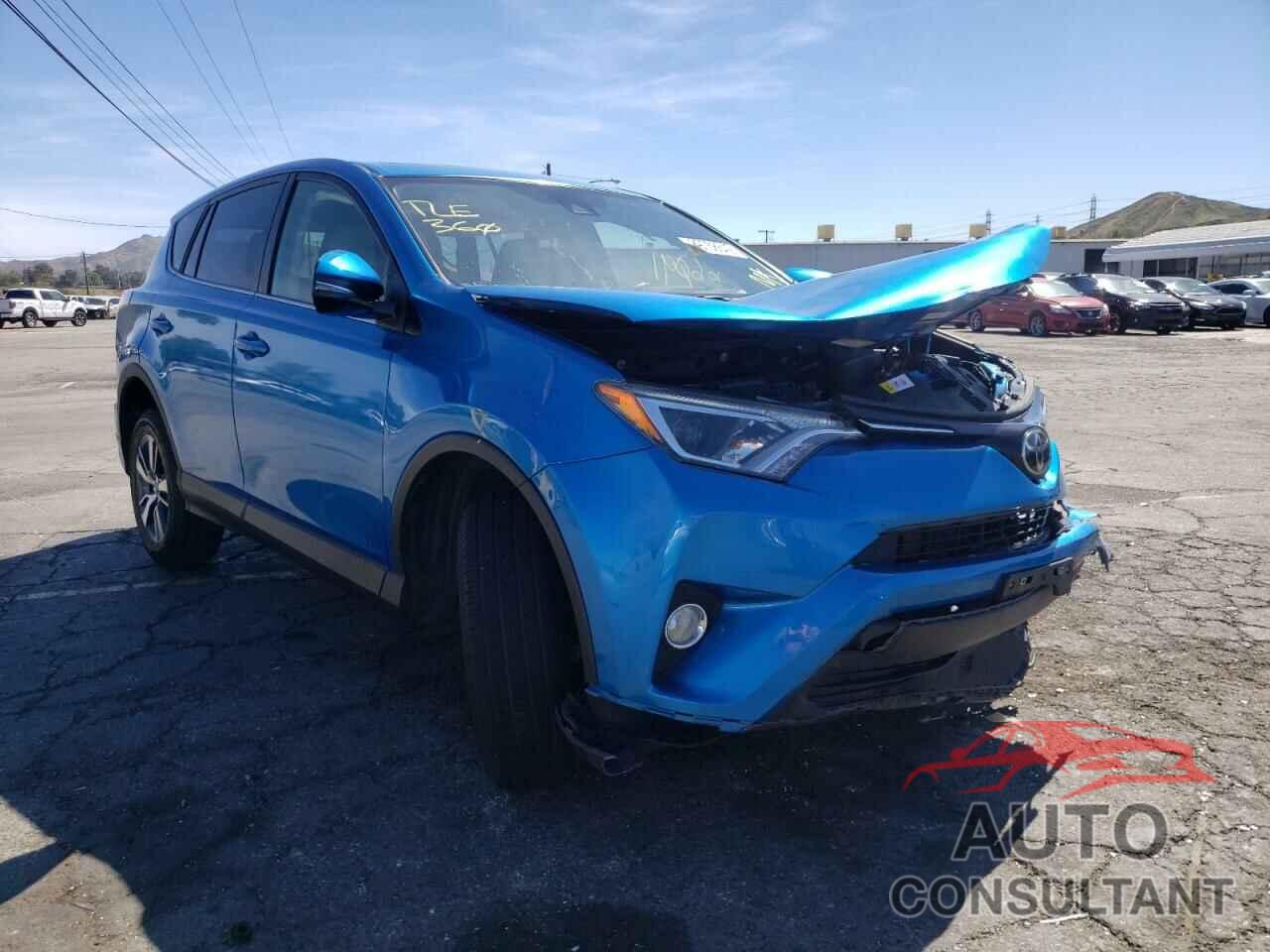 TOYOTA RAV4 2017 - JTMWFREV7HJ149299