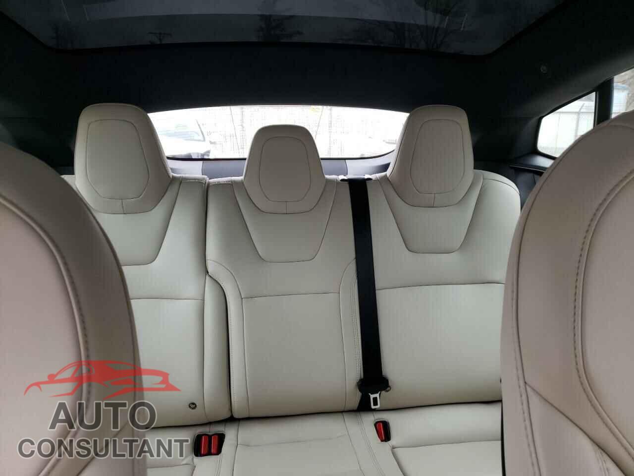 TESLA MODEL S 2020 - 5YJSA1E48LF412356