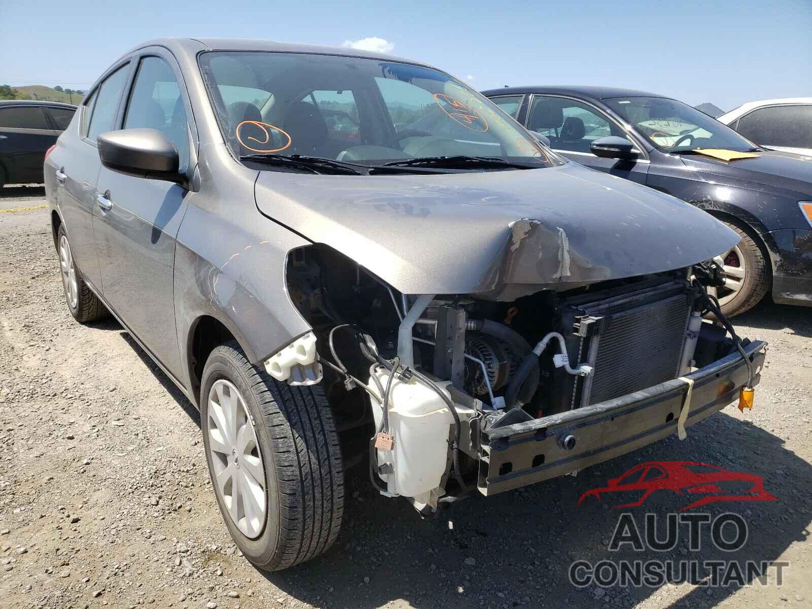 NISSAN VERSA 2017 - 3N1CN7AP2HK412933