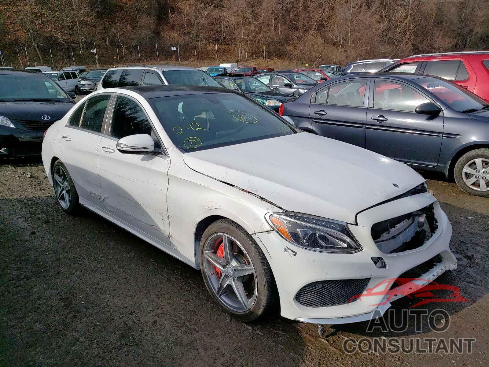 MERCEDES-BENZ C CLASS 2016 - 55SWF4KB8GU101649