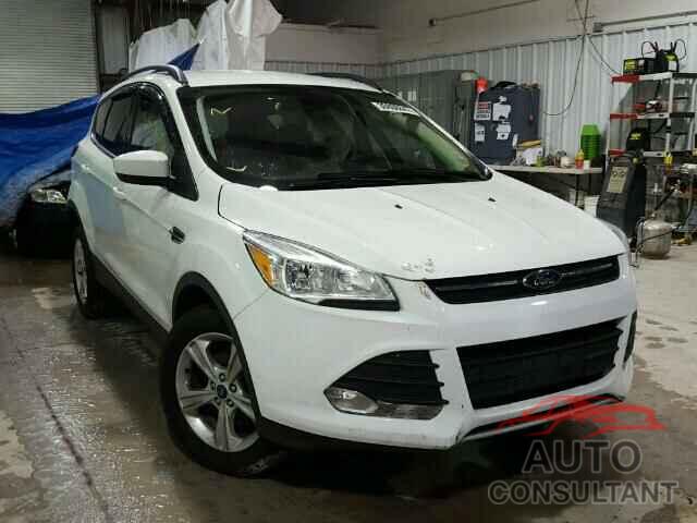 FORD ESCAPE 2015 - 1FMCU9G95FUA46379