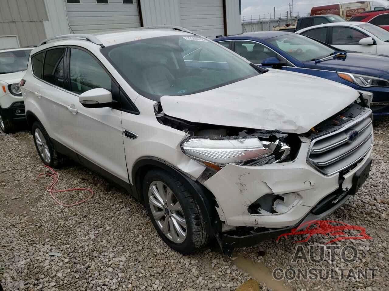 FORD ESCAPE 2017 - 1FMCU9JD8HUC25581