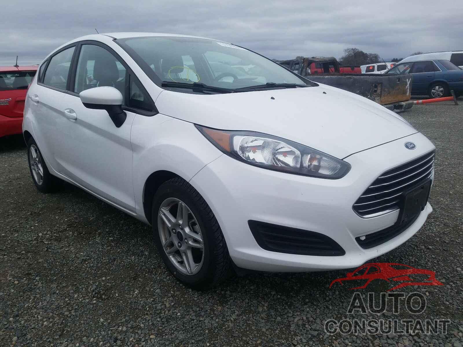 FORD FIESTA 2017 - 3FADP4EJ9HM131934