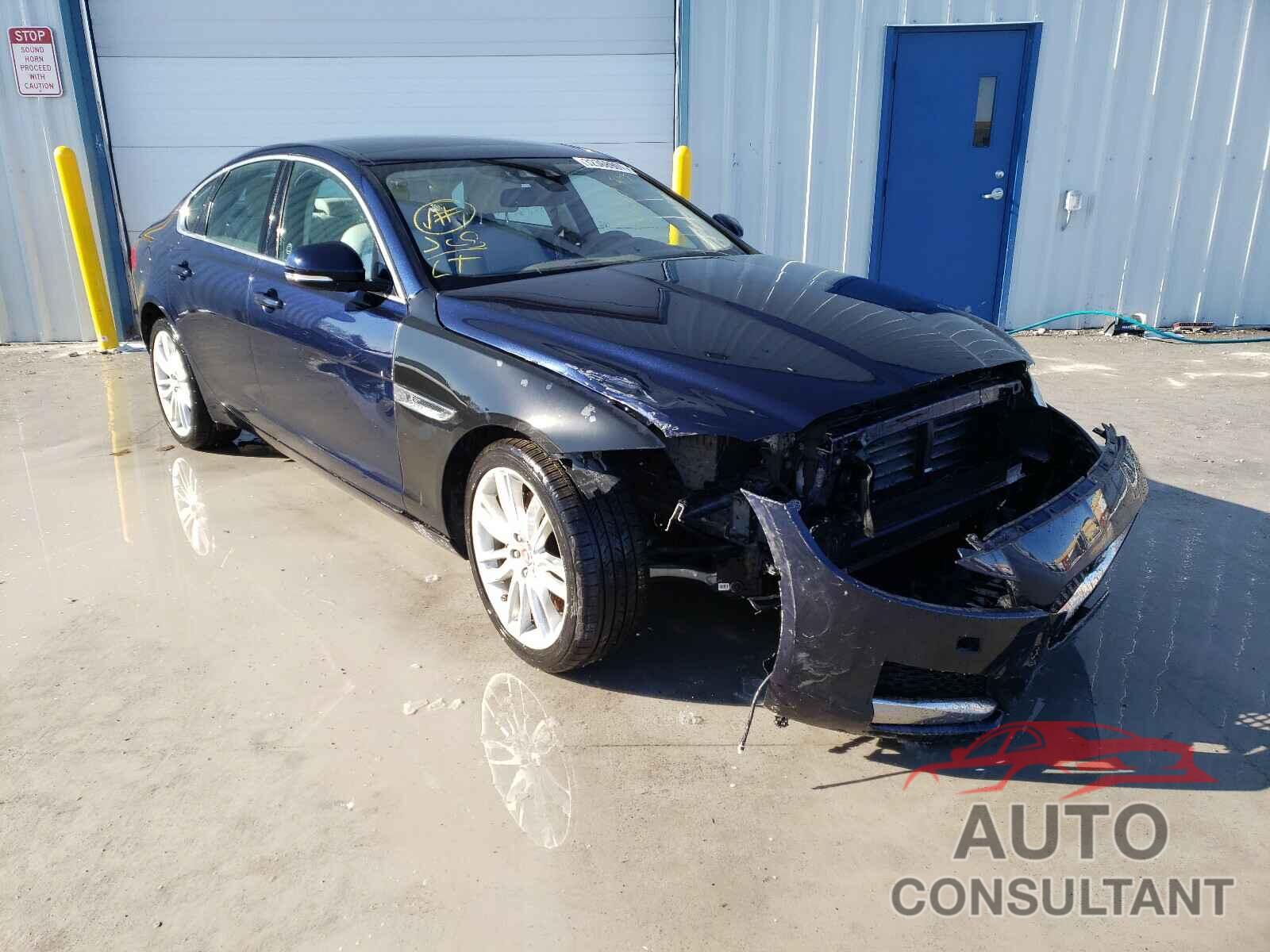 JAGUAR XF 2017 - SAJBK4BV6HCY40329