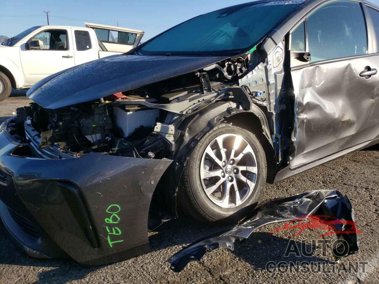 TOYOTA PRIUS 2021 - JTDKAMFU2M3133595
