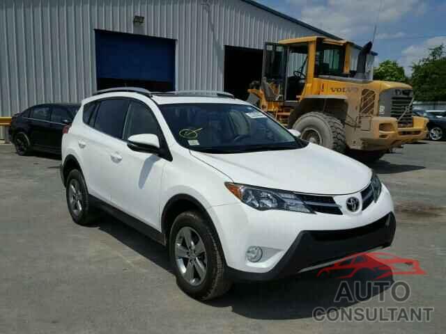 TOYOTA RAV4 2015 - JTMRFREV1FD159643