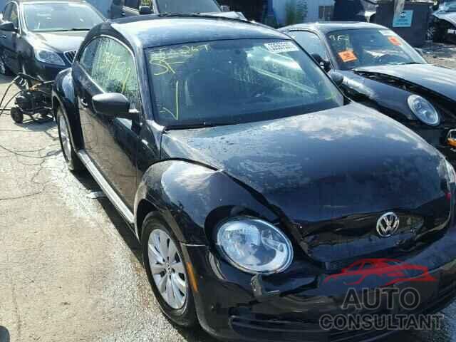 VOLKSWAGEN BEETLE 2016 - 3VWF17AT0GM613099