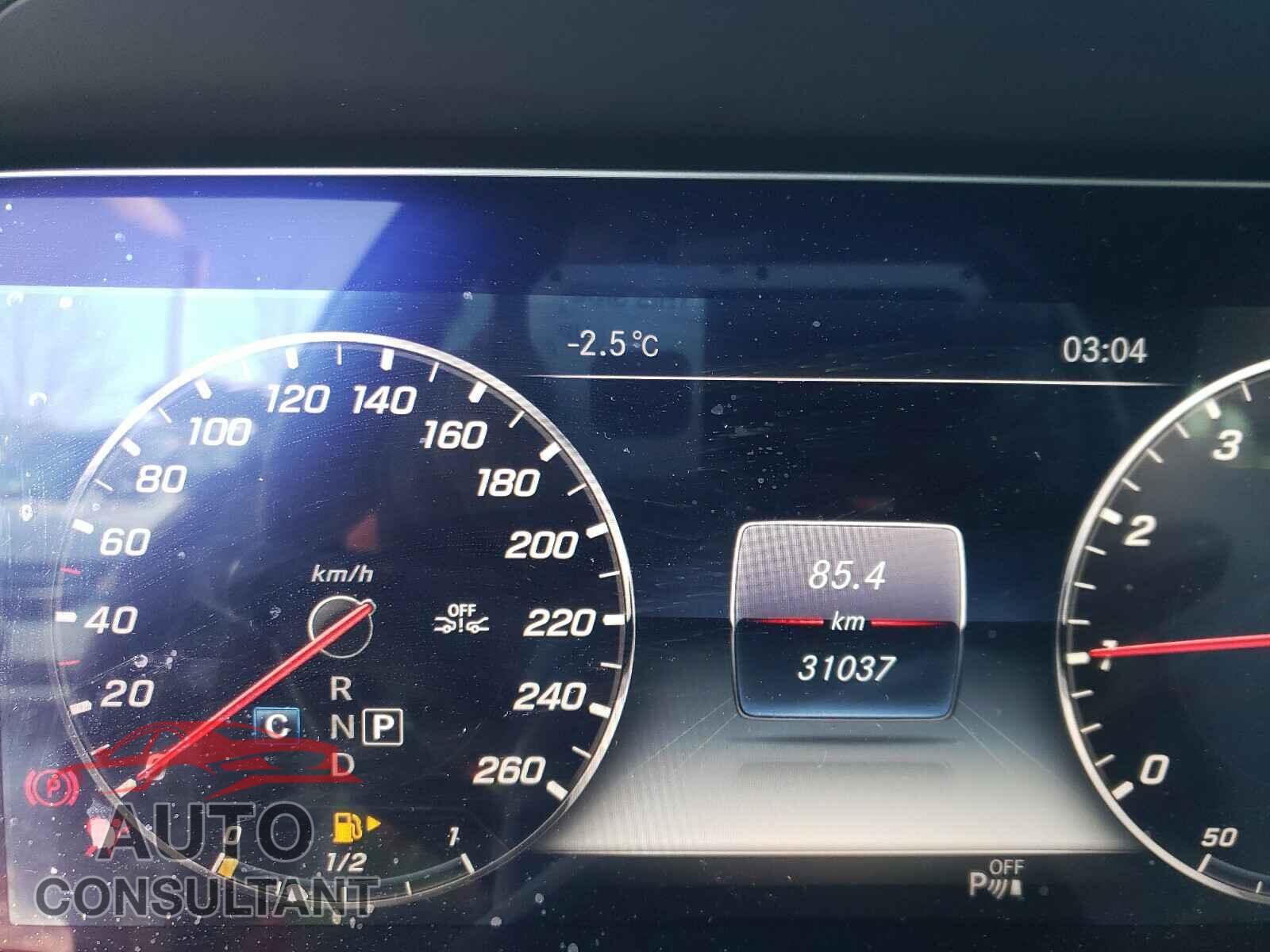 MERCEDES-BENZ E CLASS 2019 - WDDZF4KB2KA589521