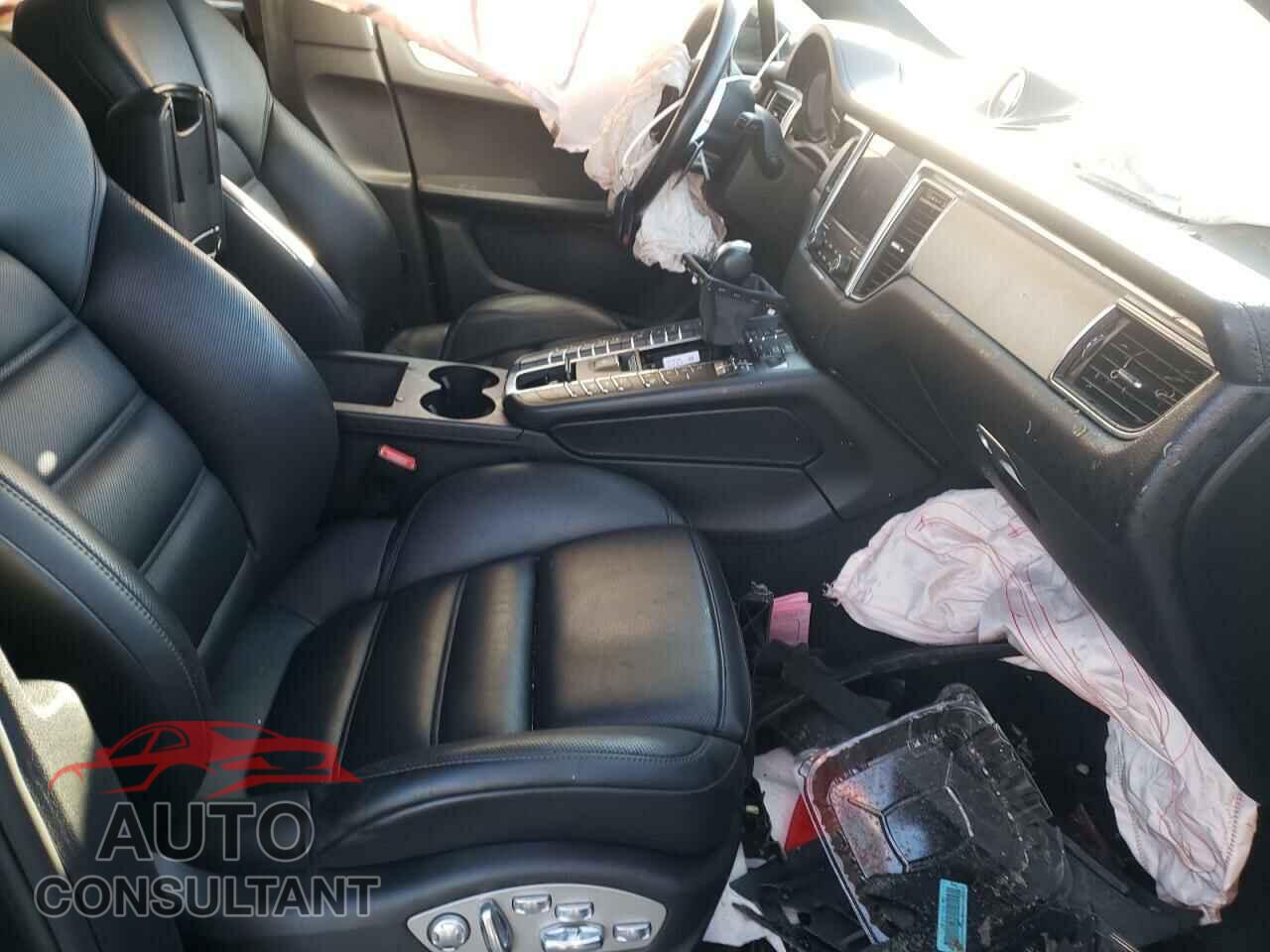 PORSCHE MACAN 2017 - WP1AG2A58HLB53627