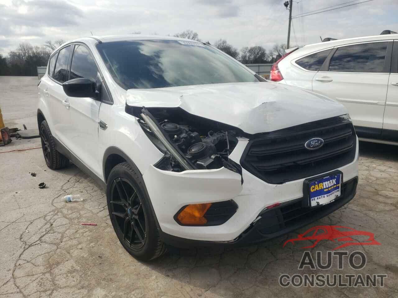 FORD ESCAPE 2017 - 1FMCU0F71HUE07282