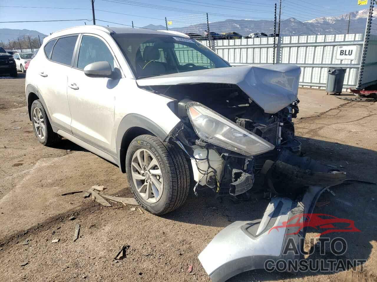 HYUNDAI TUCSON 2017 - KM8J3CA46HU461685