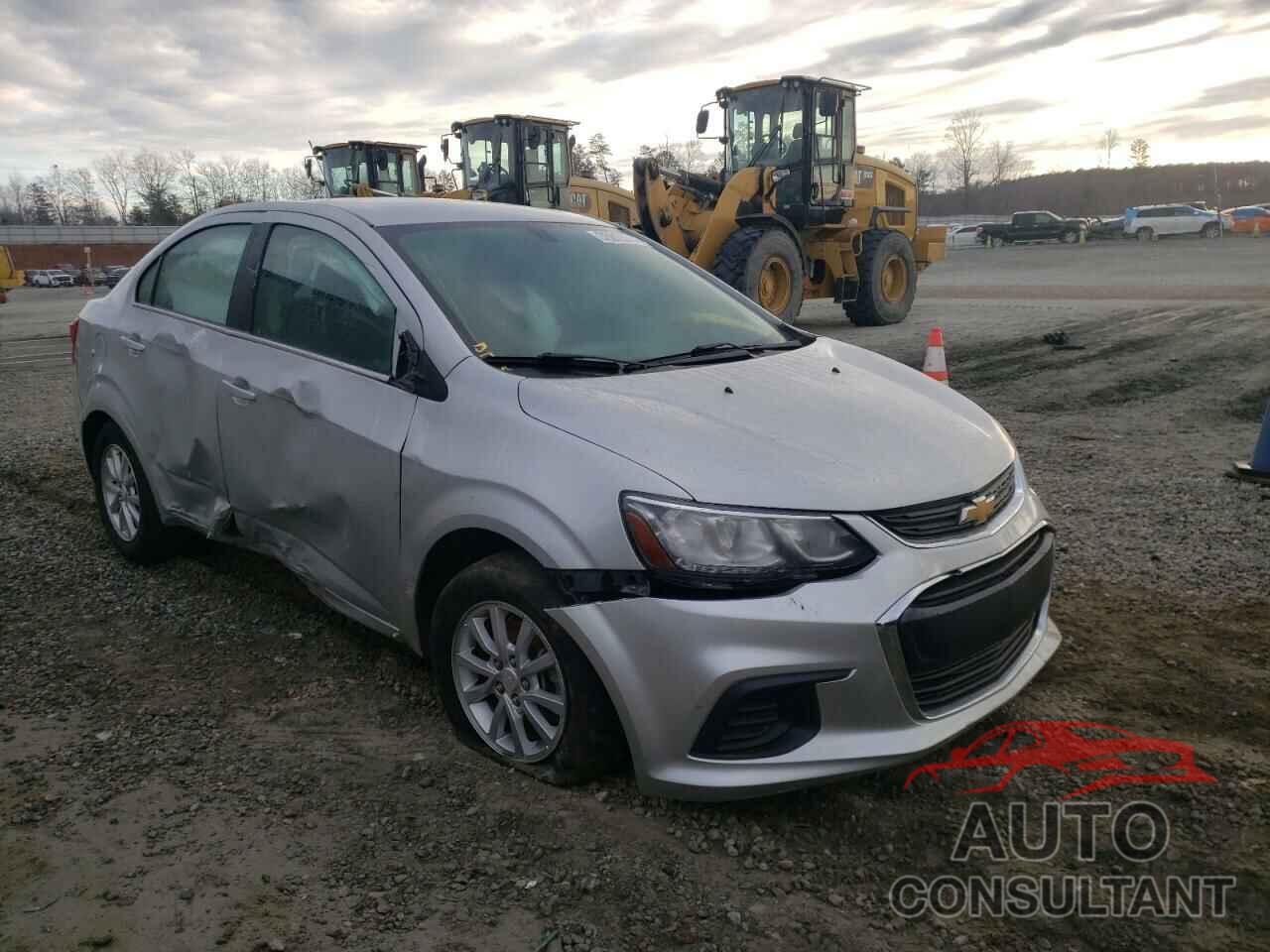 CHEVROLET SONIC 2017 - 1G1JD5SHXH4114075