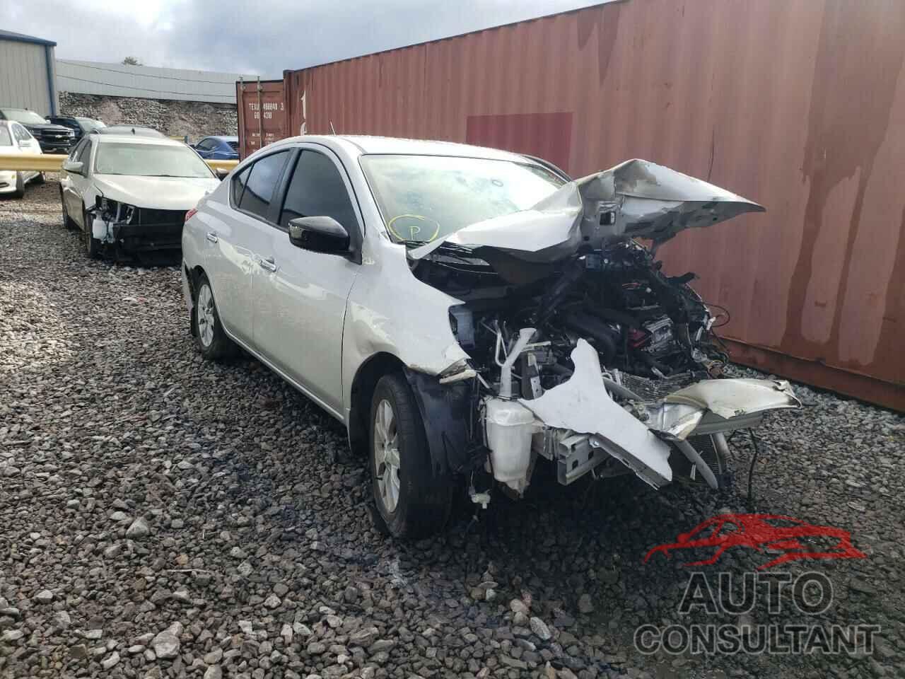 NISSAN VERSA 2019 - 3N1CN7AP8KL878075