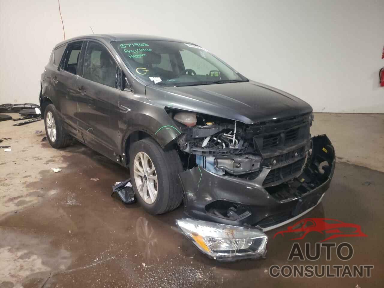 FORD ESCAPE 2017 - 1FMCU9GD4HUA87044