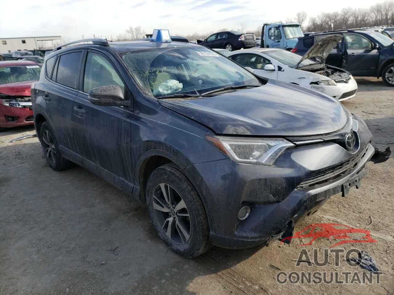 TOYOTA RAV4 2017 - JTMRFREVXHD220314