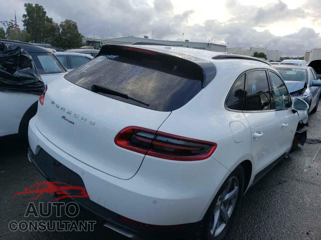 PORSCHE MACAN 2017 - WP1AA2A54HLB81748