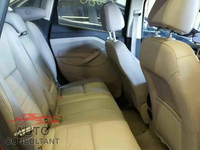 FORD CMAX 2015 - 1FADP5BU3FL115618