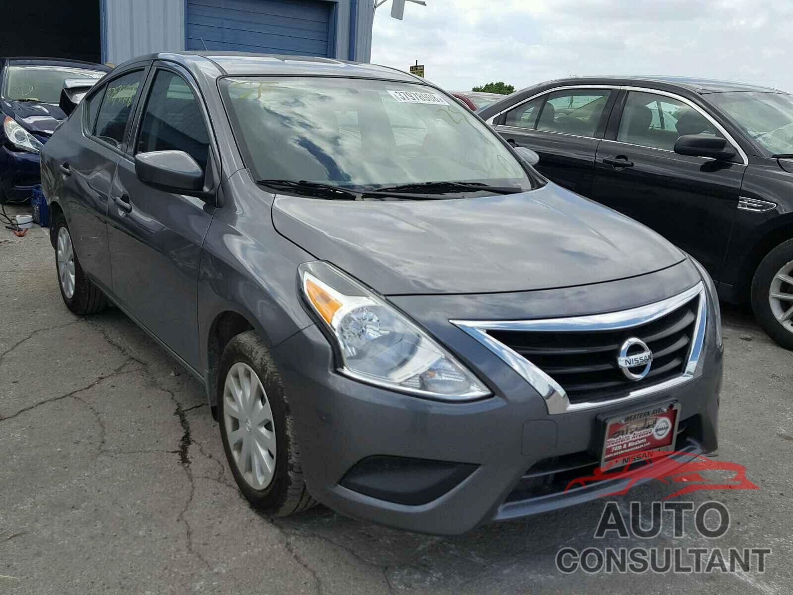 NISSAN VERSA 2017 - 3N1CN7AP2HL833867
