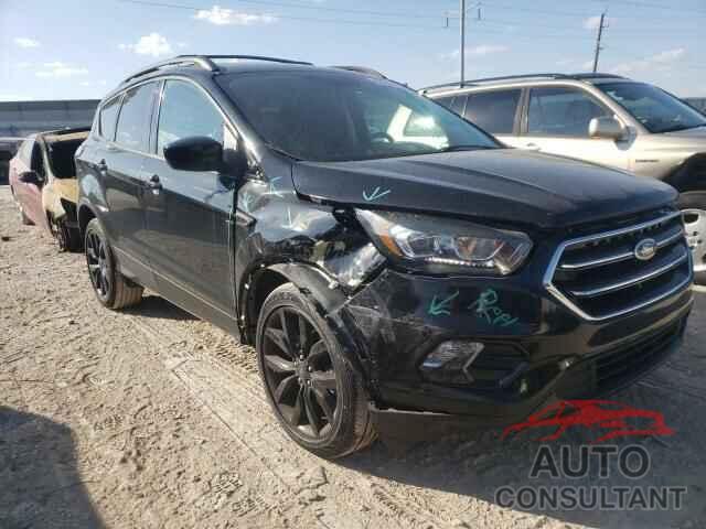 FORD ESCAPE 2018 - 1FMCU9GD5JUA77600