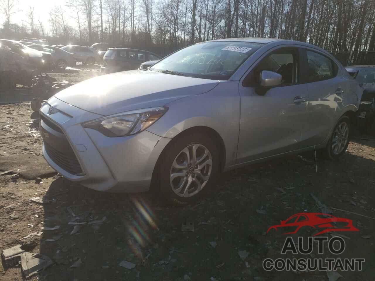 TOYOTA YARIS 2017 - 3MYDLBYV6HY169964