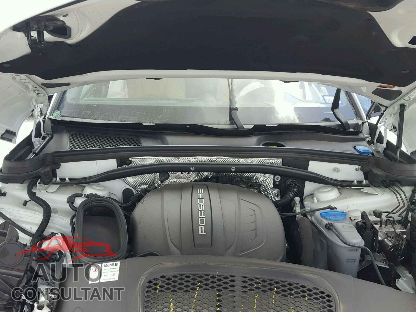 PORSCHE MACAN 2018 - WP1AA2A51JLB01764