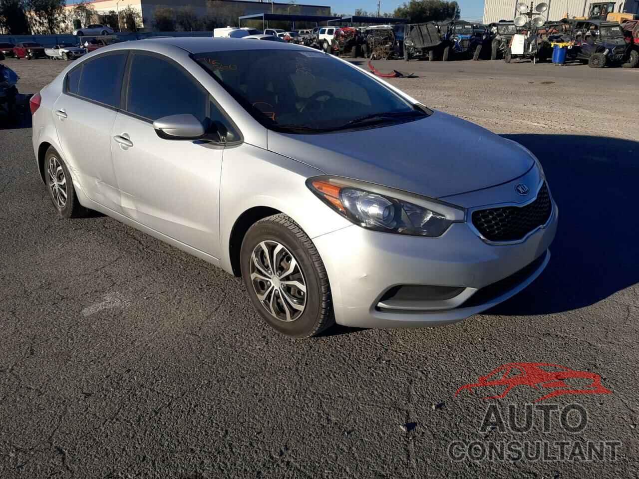 KIA FORTE 2016 - KNAFK4A60G5525598