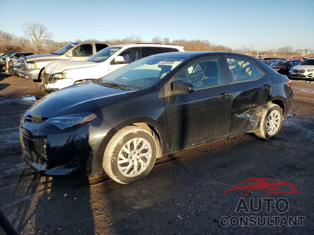 TOYOTA COROLLA 2018 - 5YFBURHE3JP795909