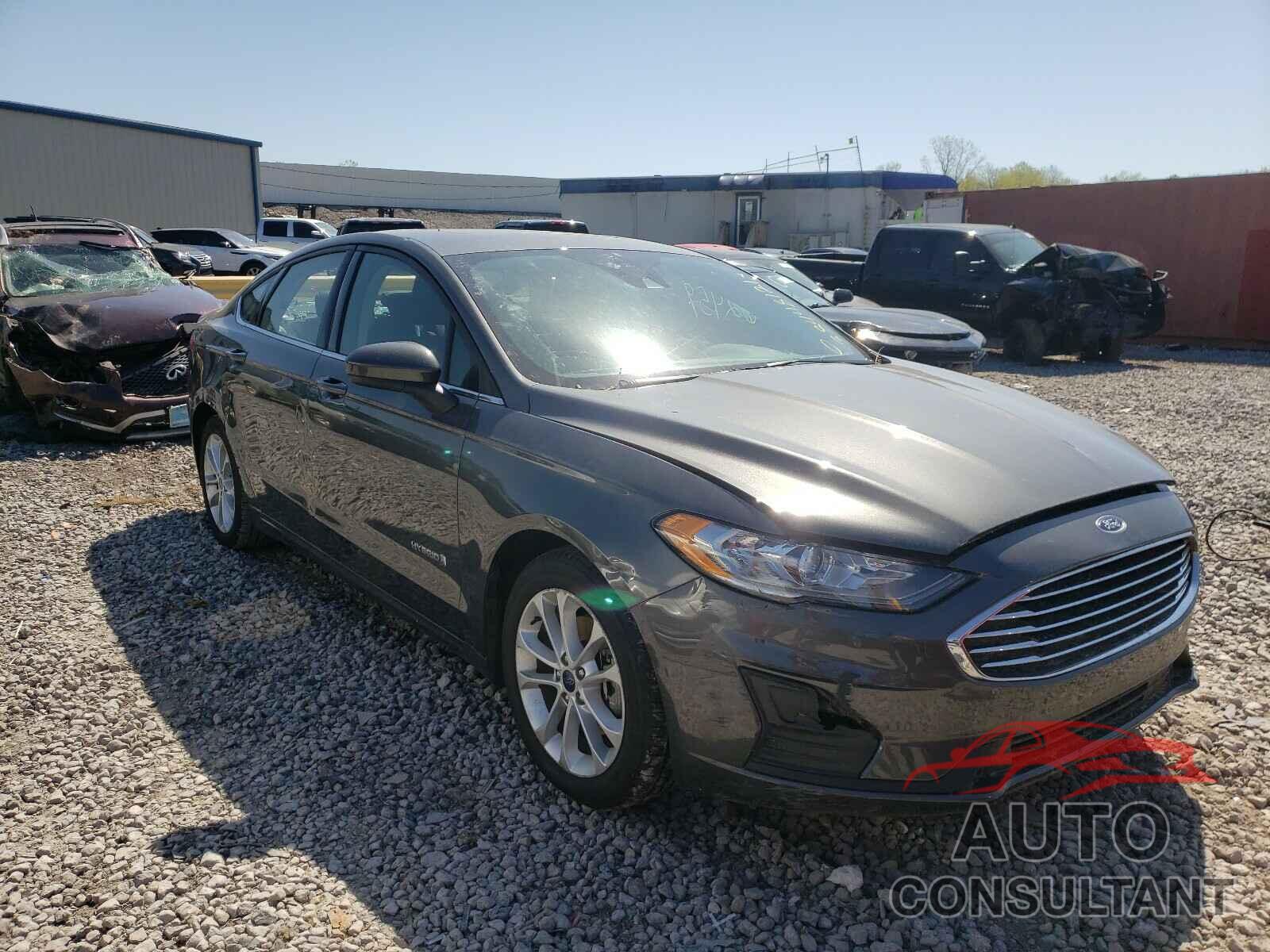 FORD FUSION 2019 - 3FA6P0LU2KR279903