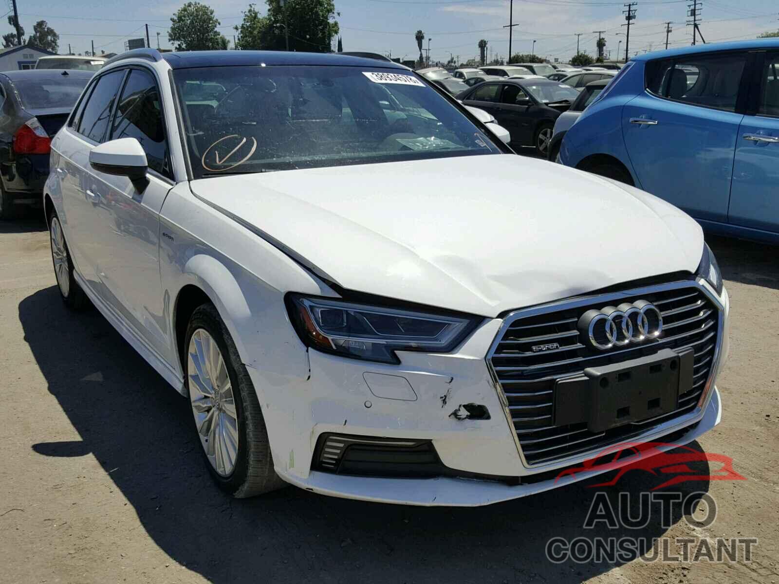 AUDI A3 2017 - WAUTPBFF0HA131982