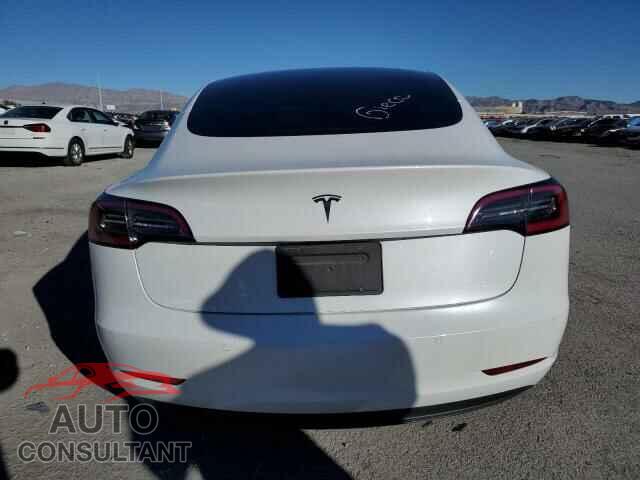 TESLA MODEL 3 2021 - 5YJ3E1EA1MF001929