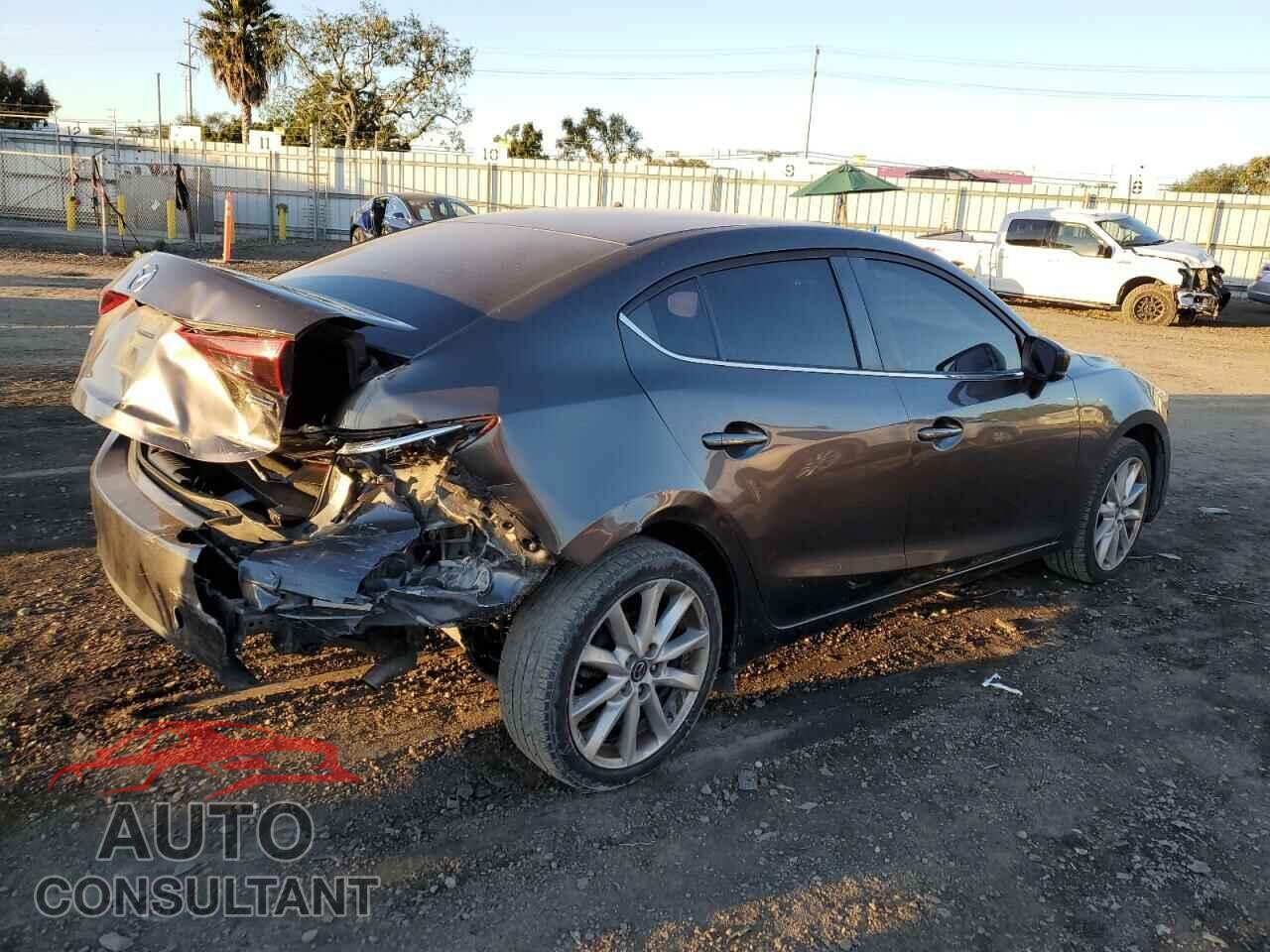 MAZDA 3 2017 - 3MZBN1V77HM114010