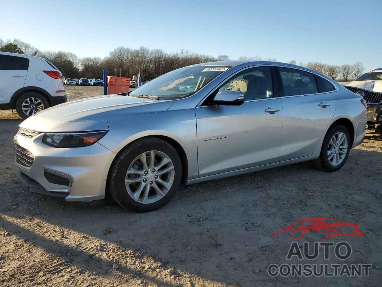 CHEVROLET MALIBU 2017 - 1G1ZE5ST2HF217886