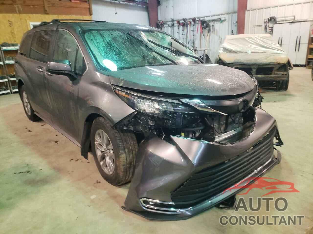 TOYOTA SIENNA 2022 - 5TDYRKEC3NS086903