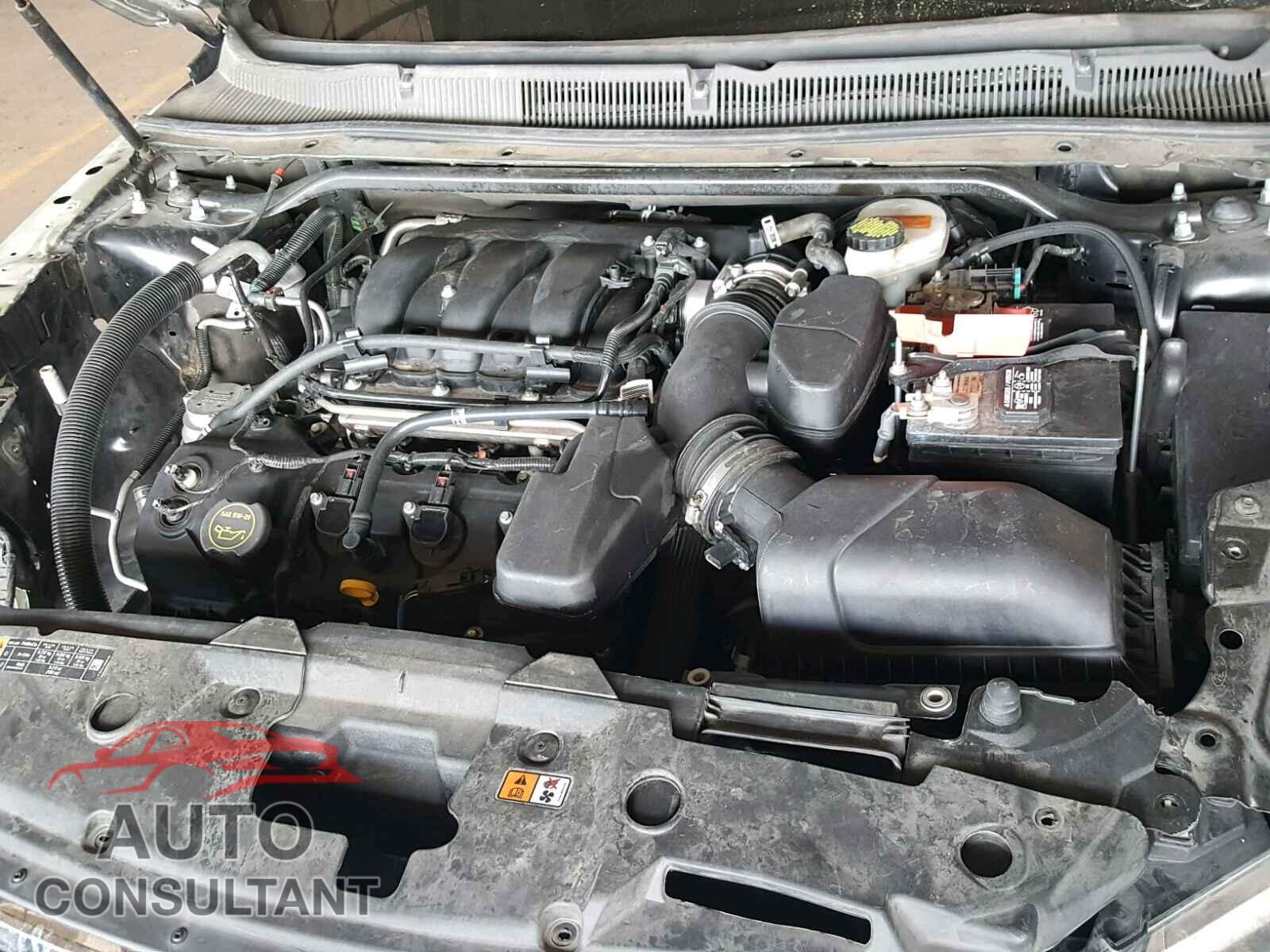 FORD TAURUS 2015 - 1FAHP2F85FG177916