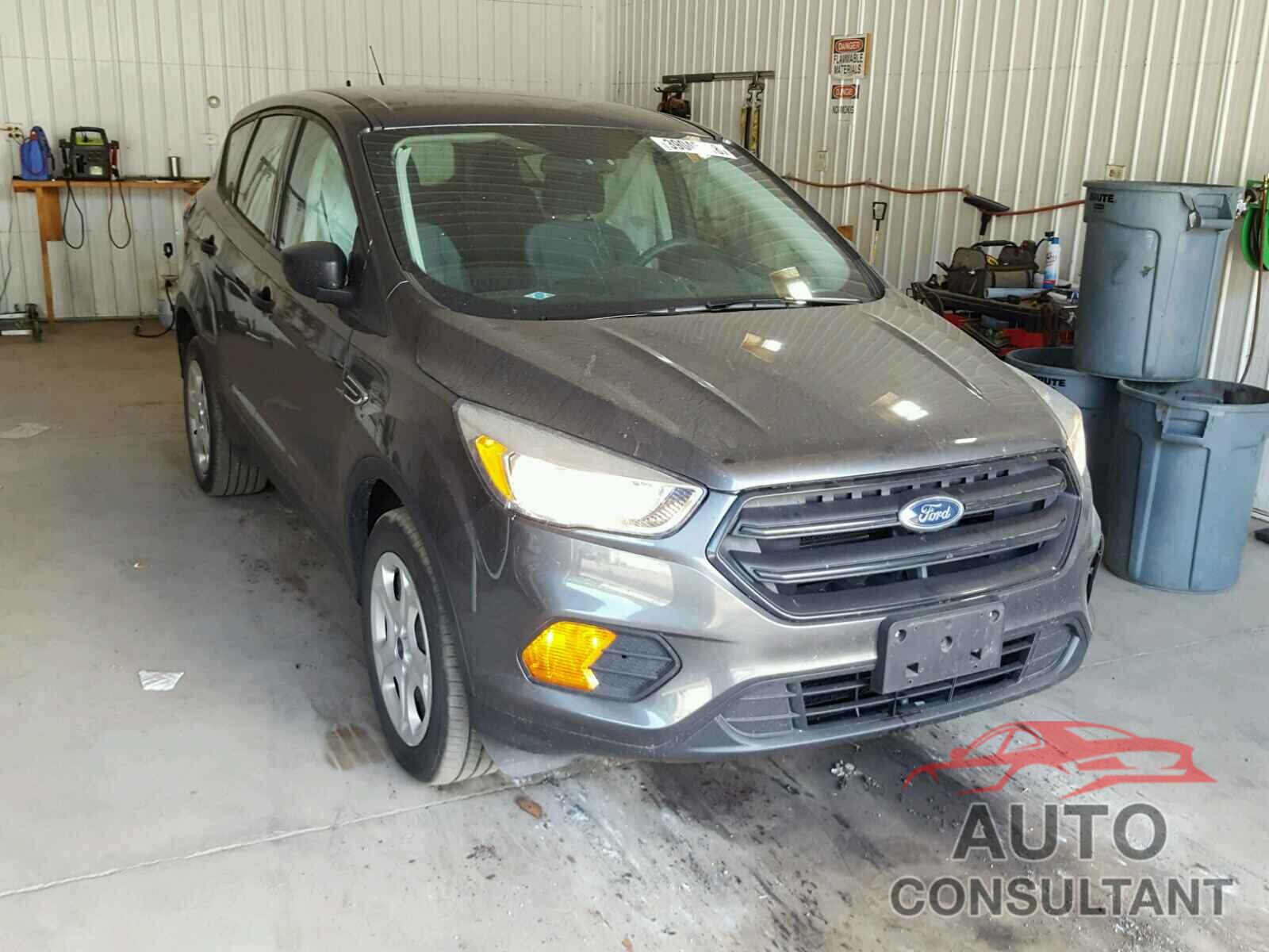 FORD ESCAPE 2017 - 1FMCU0F70HUB86497