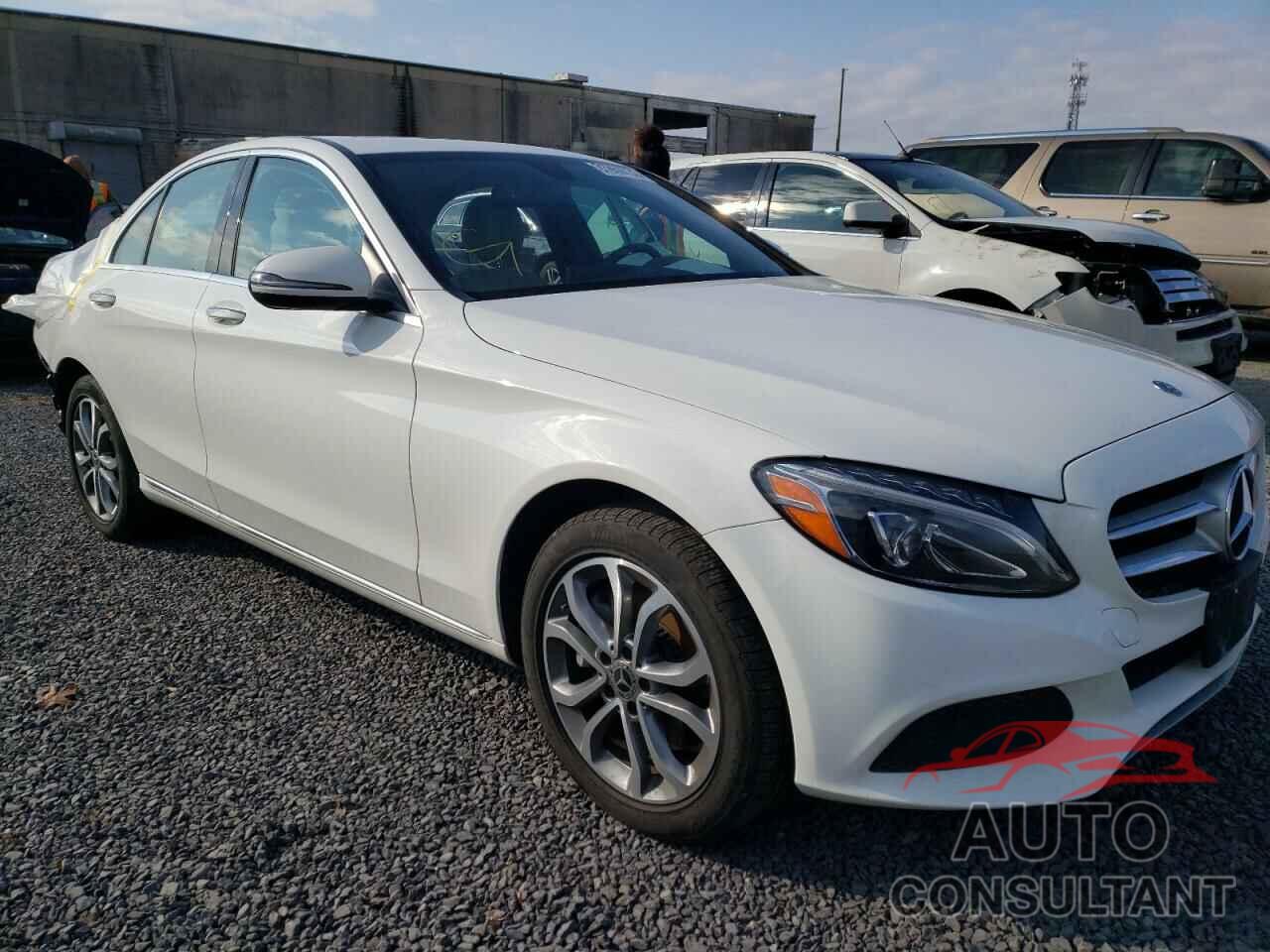 MERCEDES-BENZ C-CLASS 2018 - 55SWF4KB9JU271655