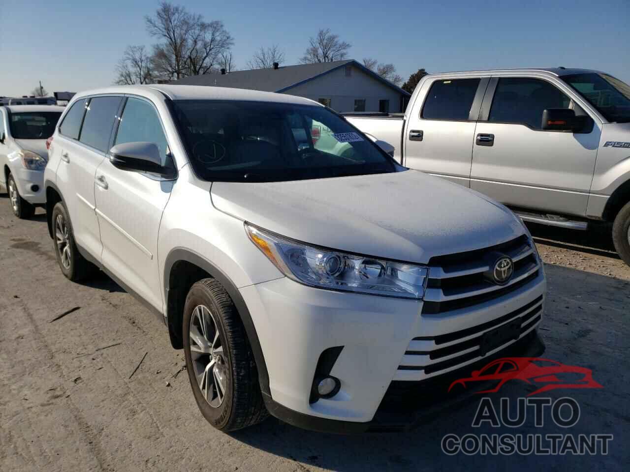 TOYOTA HIGHLANDER 2019 - 5TDBZRFH2KS734252