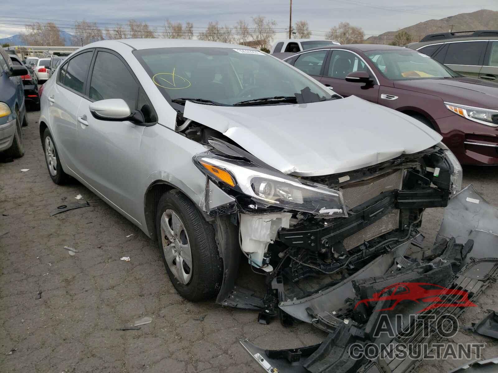 KIA FORTE 2017 - 3KPFK4A79HE098746