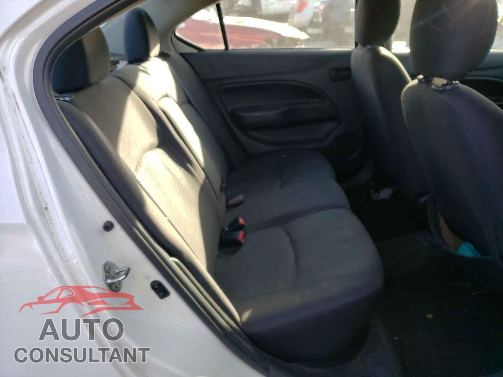 MITSUBISHI MIRAGE 2017 - ML32F3FJ4HHF17989