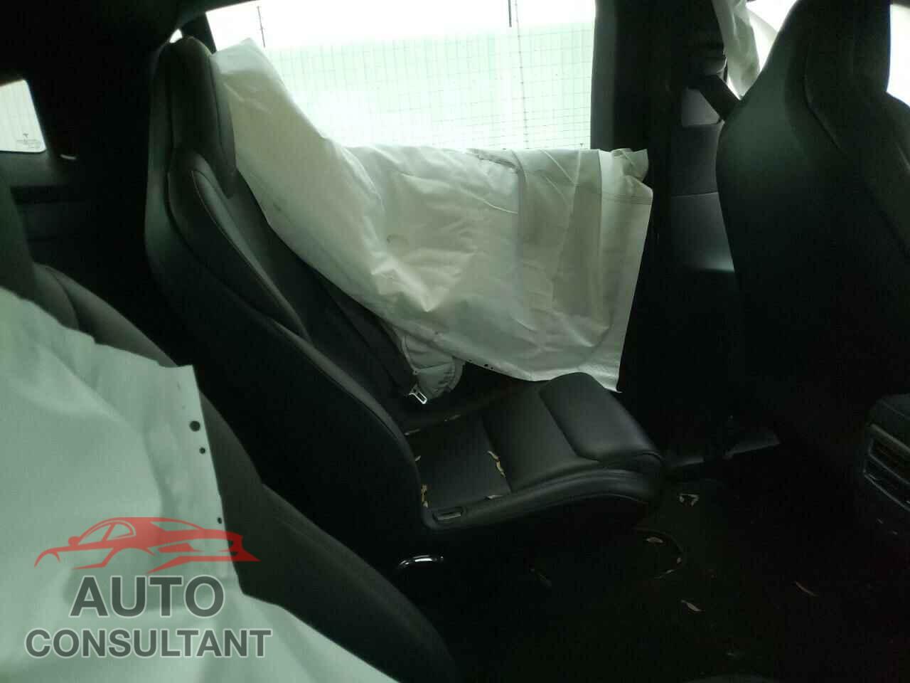 TESLA MODEL X 2018 - 5YJXCBE20JF106608