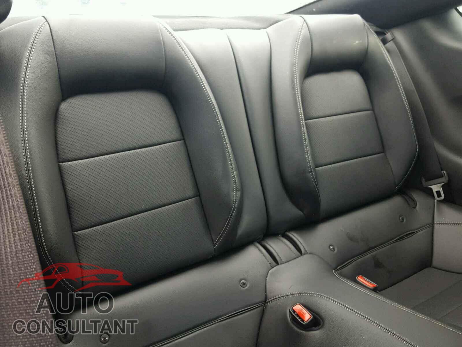 FORD MUSTANG 2017 - 1C4PJMCS5GW115801