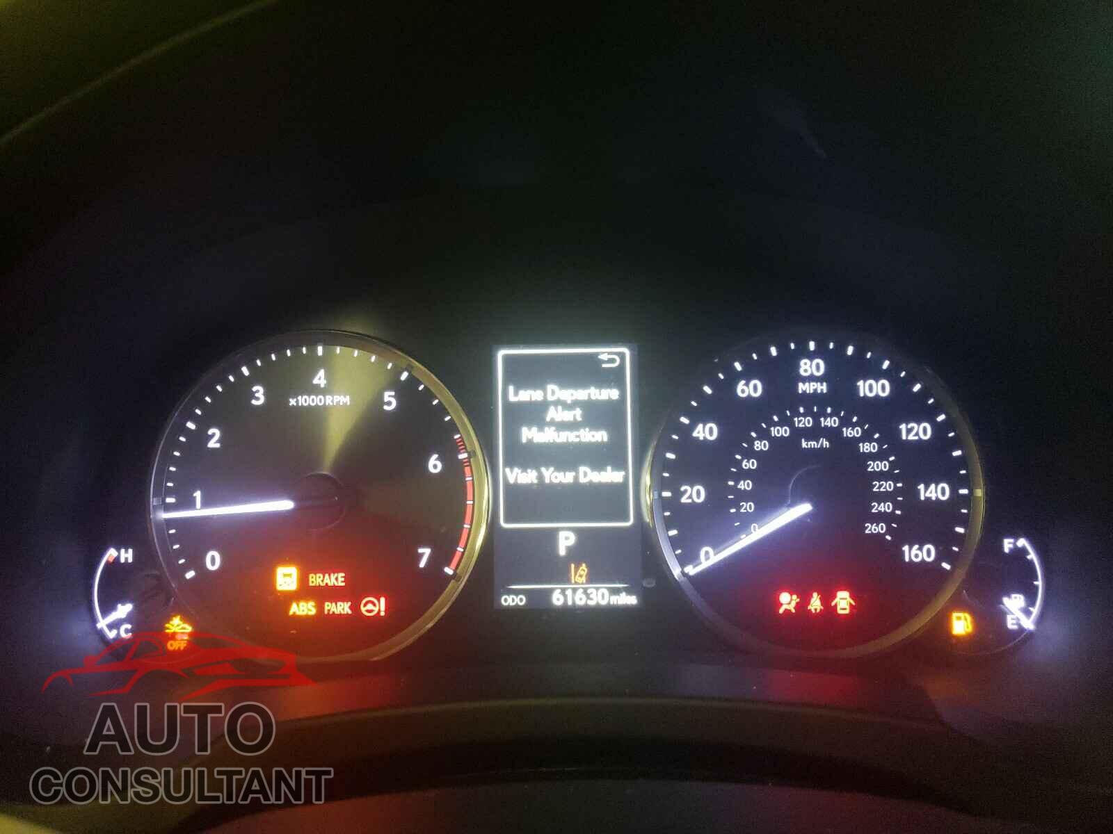 LEXUS IS 2017 - JTHBA1D29H5042123