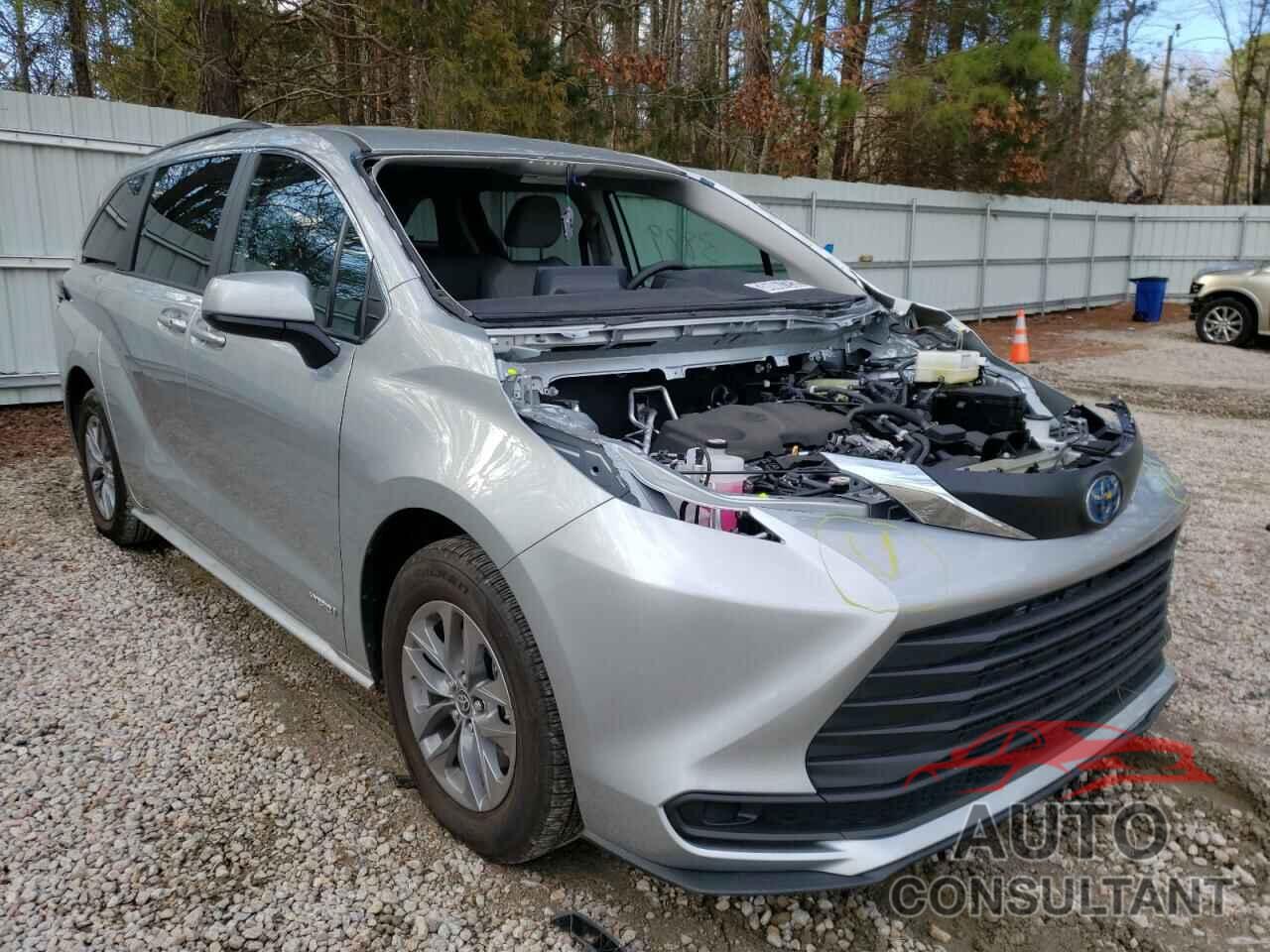 TOYOTA SIENNA 2021 - 5TDKRKEC4MS073114