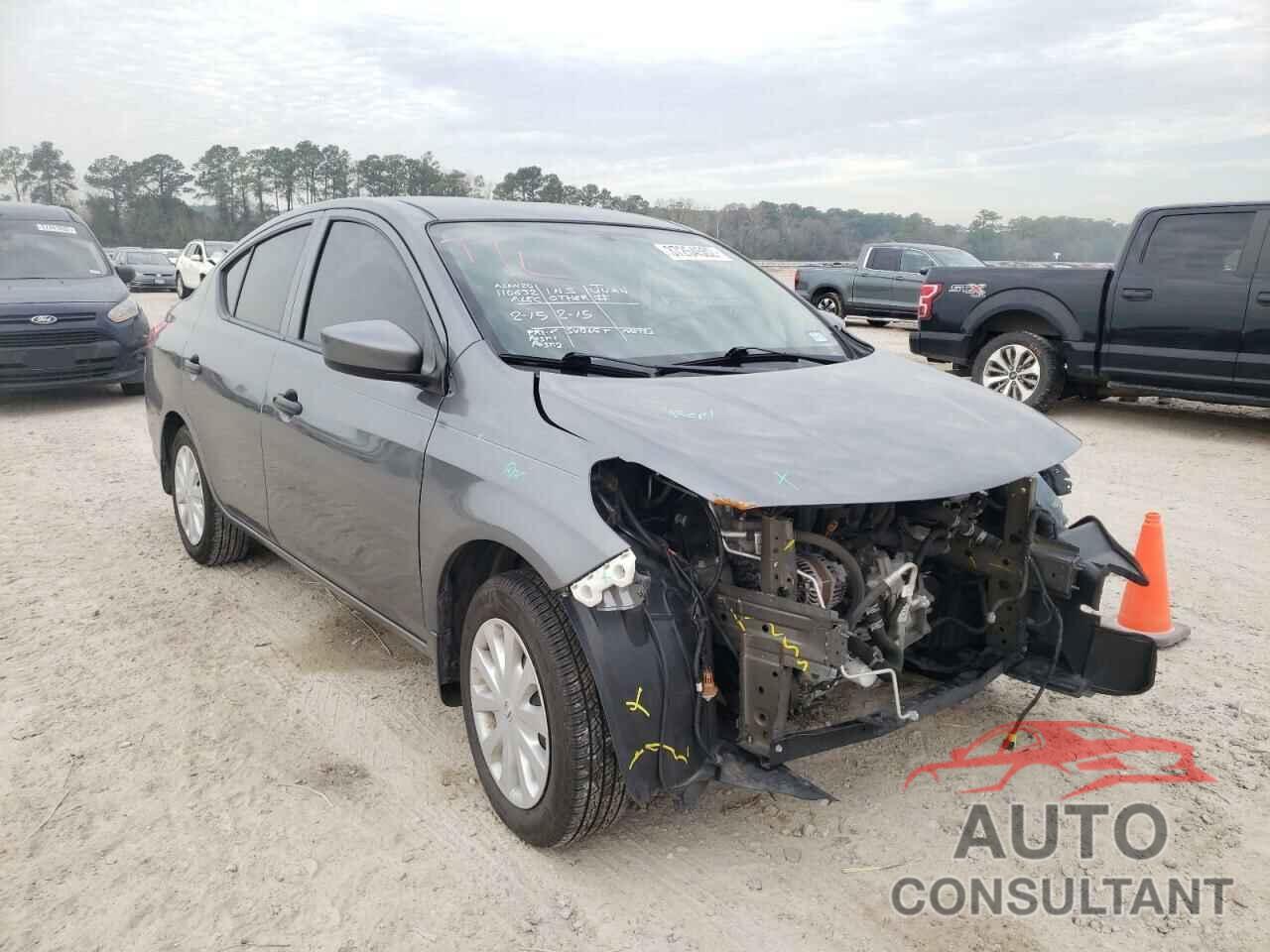 NISSAN VERSA 2017 - 3N1CN7AP2HL809813