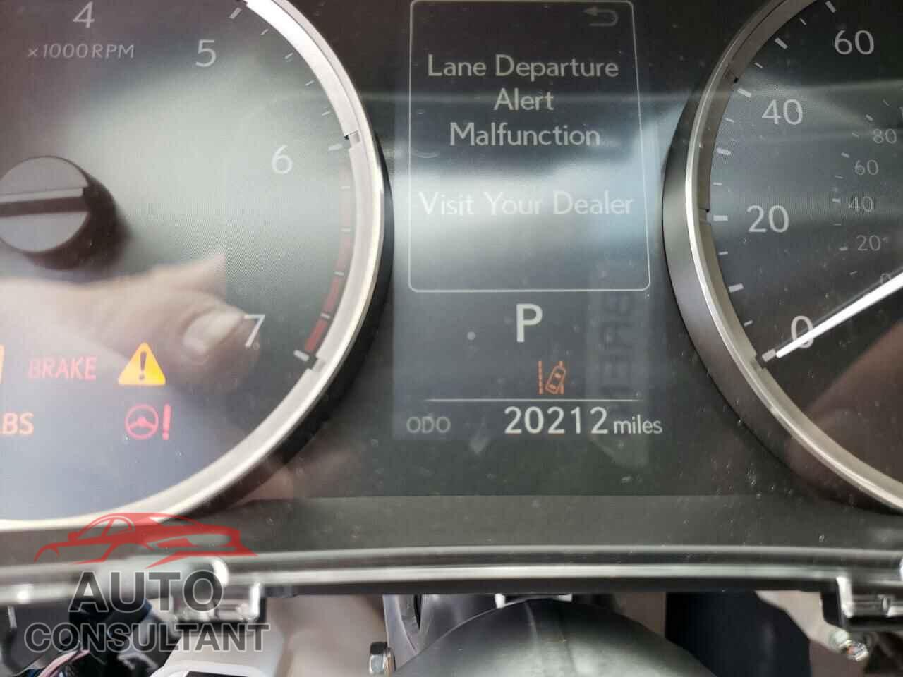 LEXUS IS 2018 - JTHBA1D22J5083487