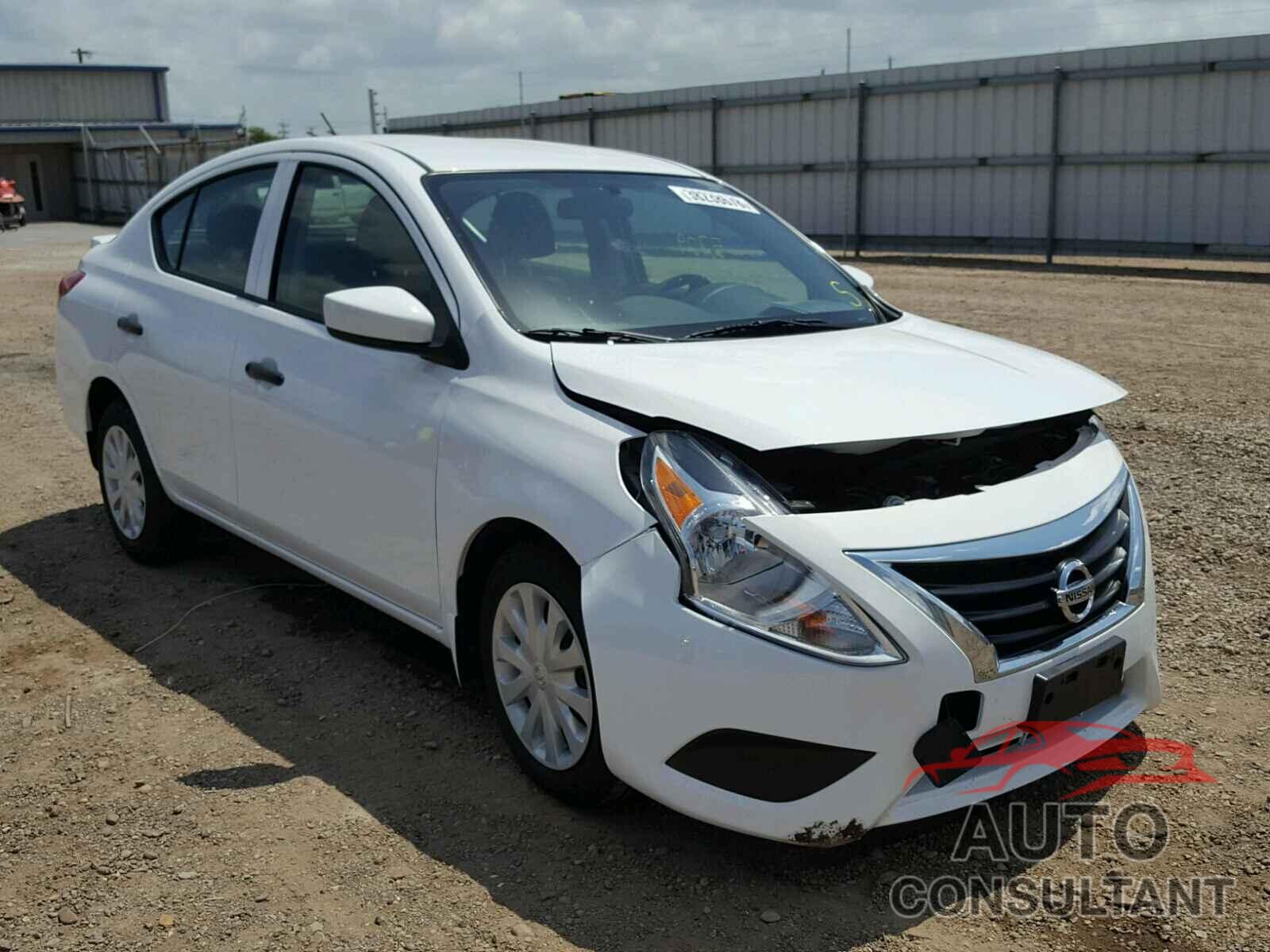 NISSAN VERSA 2018 - 3N1CN7AP5JL835991
