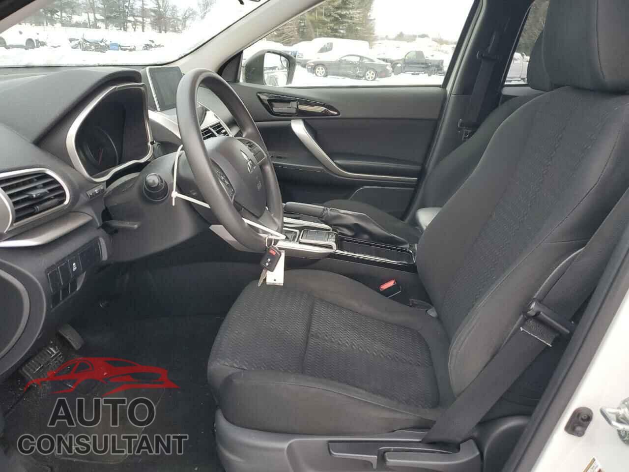MITSUBISHI ECLIPSE 2018 - JA4AT4AA1JZ068860