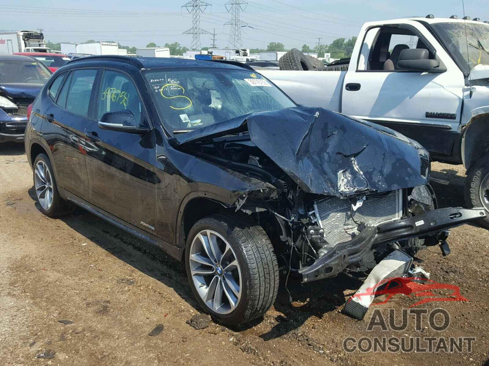 BMW X1 XDRIVE28I 2015 - WBAVL1C59FVY38076