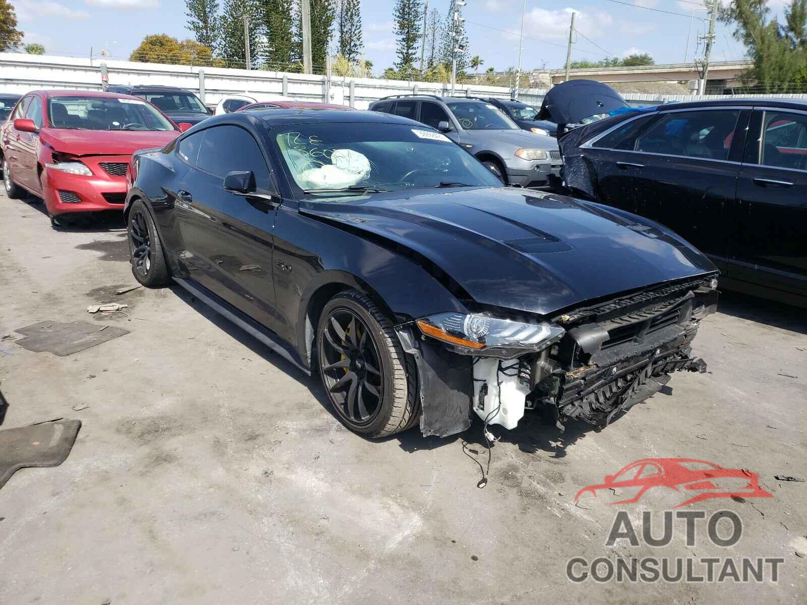 FORD MUSTANG 2019 - 1FA6P8CF9K5163763