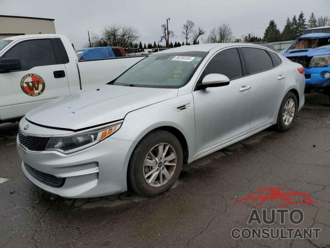 KIA OPTIMA 2018 - 5XXGT4L33JG195143